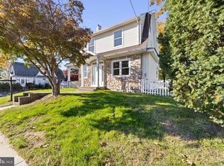 62 Edinburg Rd, Trenton, NJ 08619