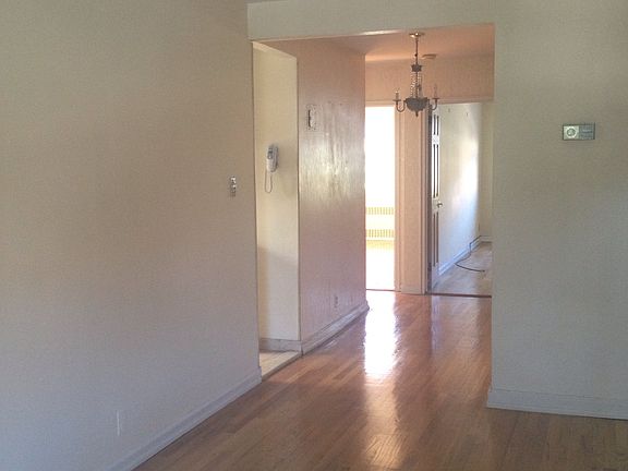 4th image of 2216 74th St