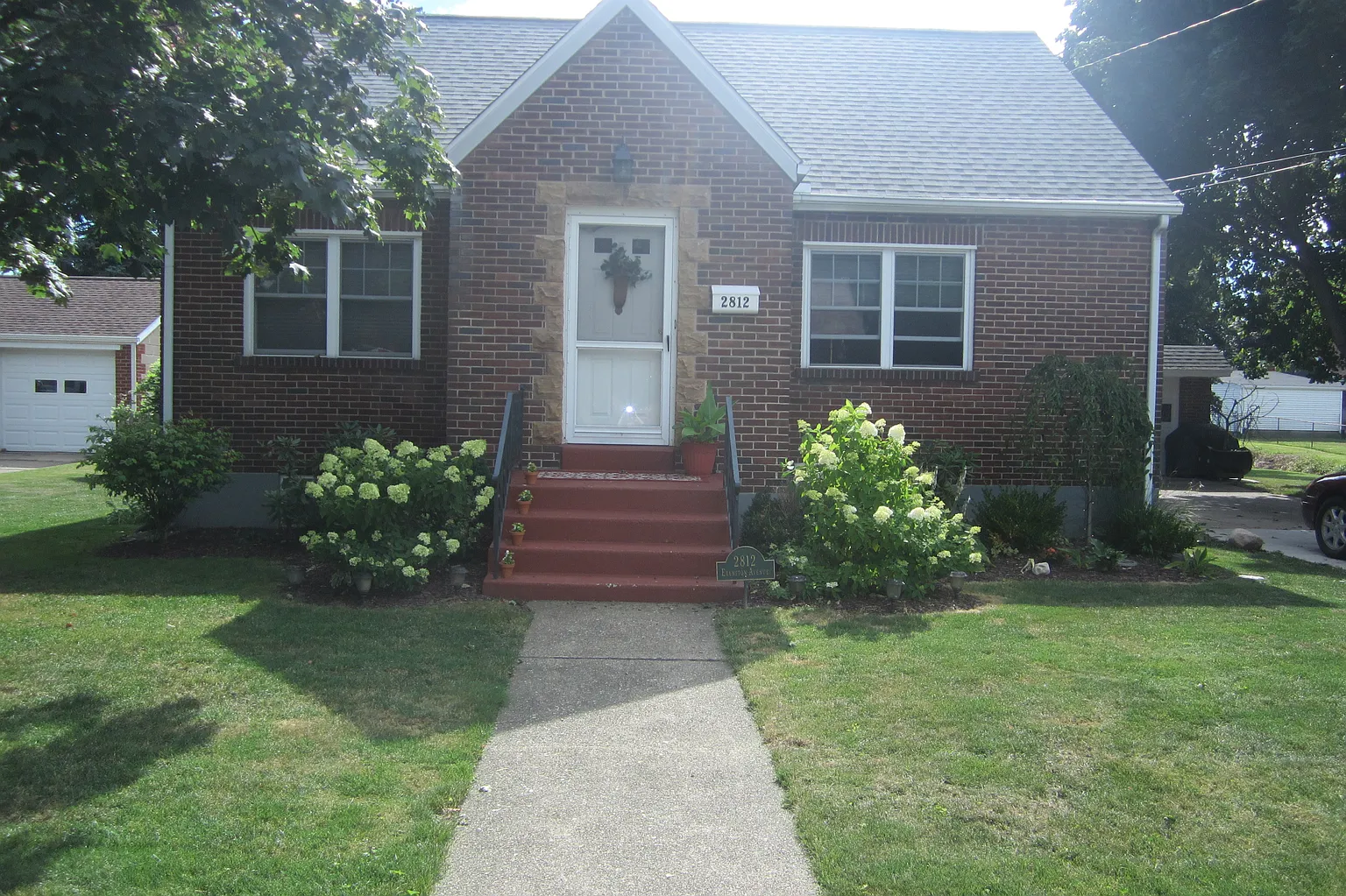 2812 Evanston Ave photo 1