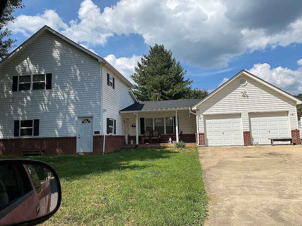 1st image of 102 Flora St