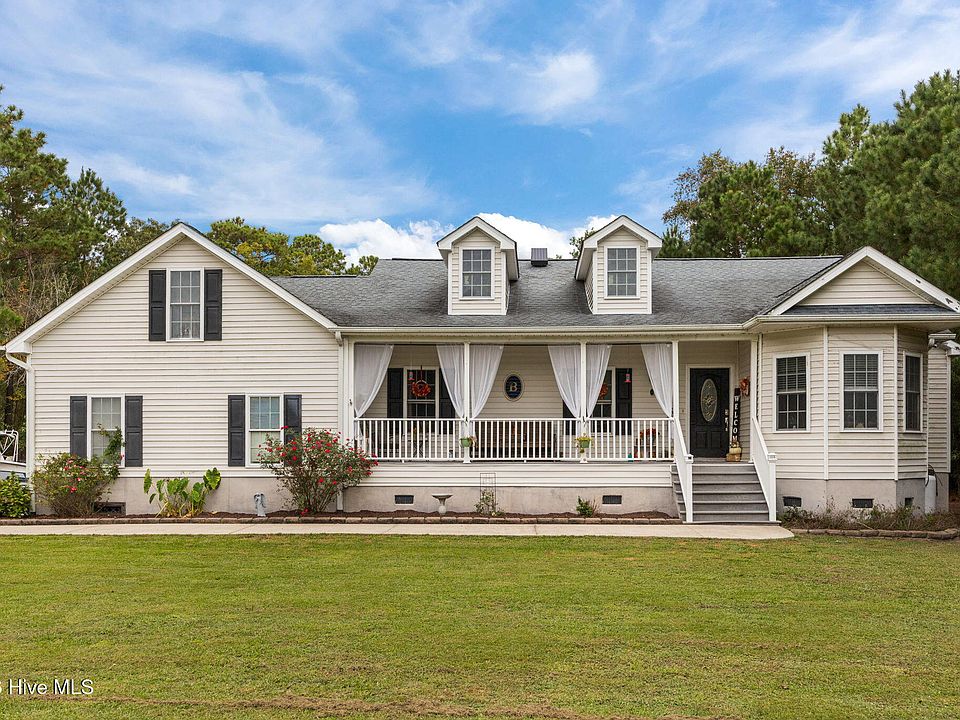 1st image of 75 Seaview Court