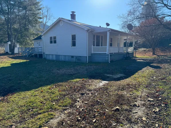 462 Woodland Ave, Buena Vista, VA 24416