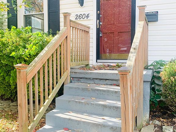 3rd image of 2604 Pindell Ave