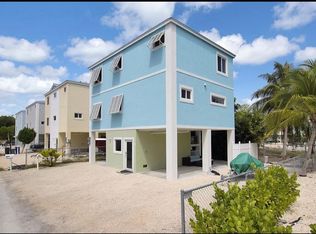 11 Gulf Dr, Key Largo, FL 33037