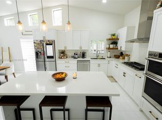 8908 SW 151st Ct, Miami, FL 33196