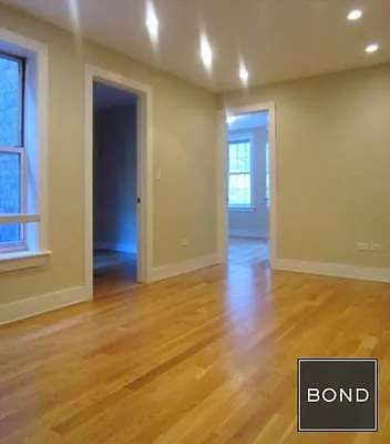 Rented by Bond New York | media 8