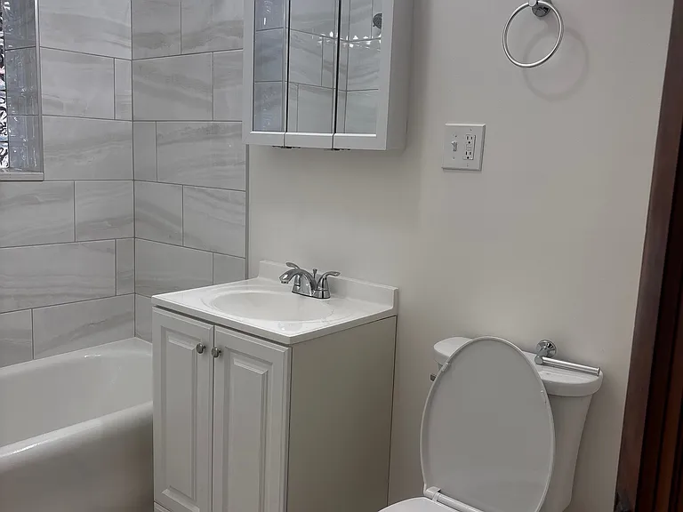 2345 N Newcastle Ave #1 — Photo 18