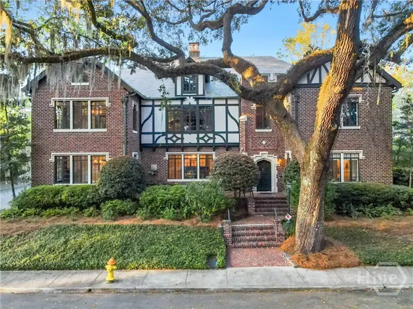 302 E 46th Street, Savannah, GA 31405