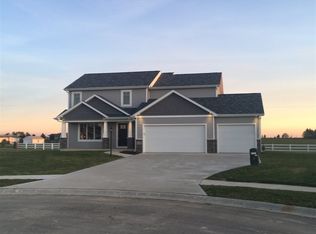 12390 Cantle Pl, Grabill, IN 46741