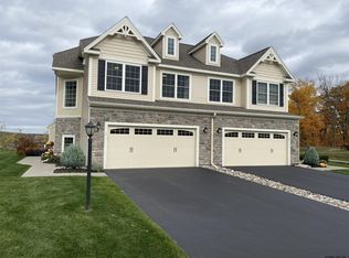 1 Hillman Loop, Round Lake, NY 12151