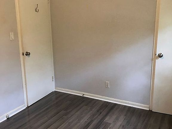 5th image of 2129 19th St N ##3