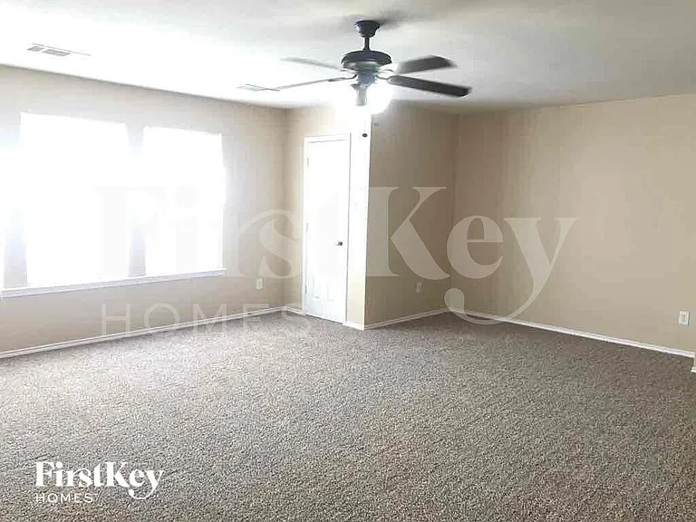 13221 Settlers Trl — Photo 3
