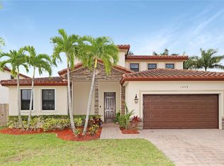 3448 SE 3rd St, Homestead, FL 33033
