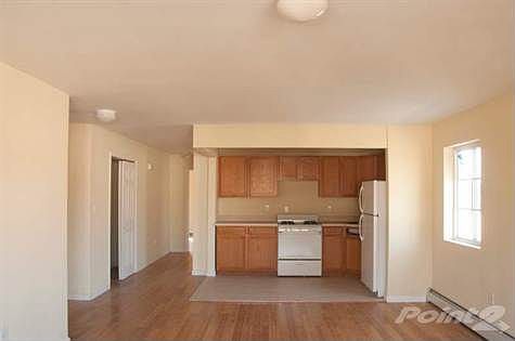 5th image of 500 Milford St