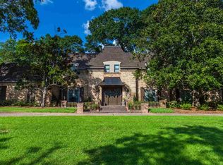 3680 Woodward Pl, Jackson, MS 39216