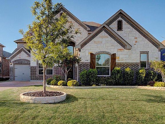 2nd image of 9718 Robinwoods Dr