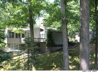 309 Ridge Rd, Vienna, WV 26105