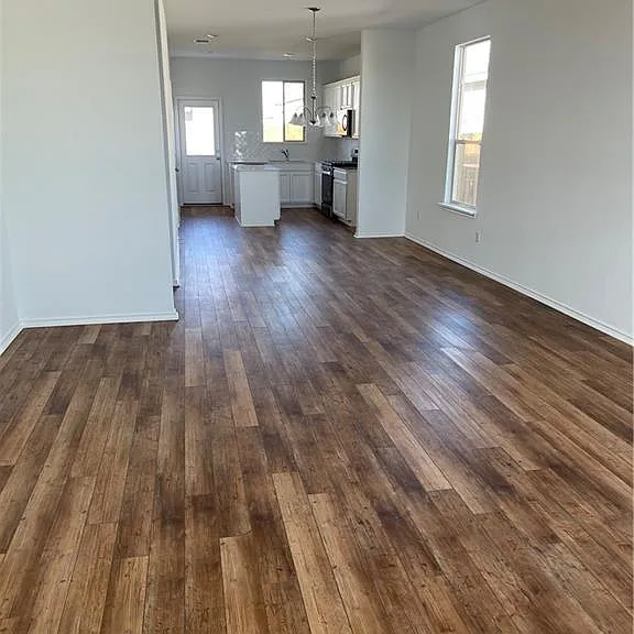605 Goat Willow Ln — Photo 4
