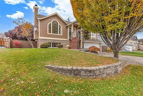 1308 Brown St Photo 1