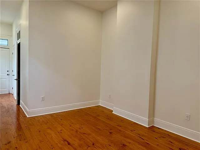 128 N Alexander St — Photo 23