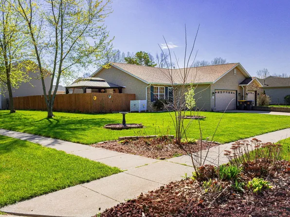 683A Coventry Ln, Valparaiso, IN 46385