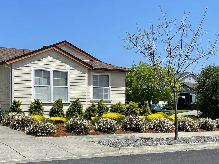 2501 Cedar Berry Ave — Photo 10