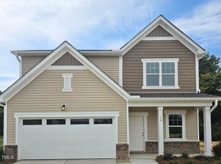 16 Rolling Banks Dr, Louisburg, NC 27549