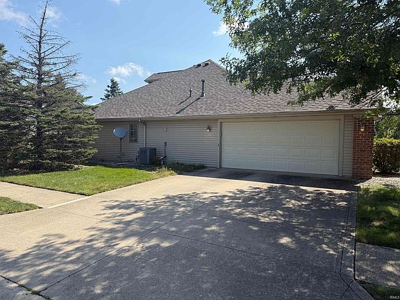 5th image of 12232 Blaceberry Dr