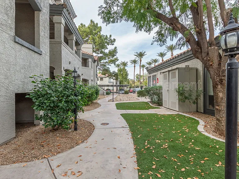 15095 N Thompson Peak Pkwy #1013 — Photo 36