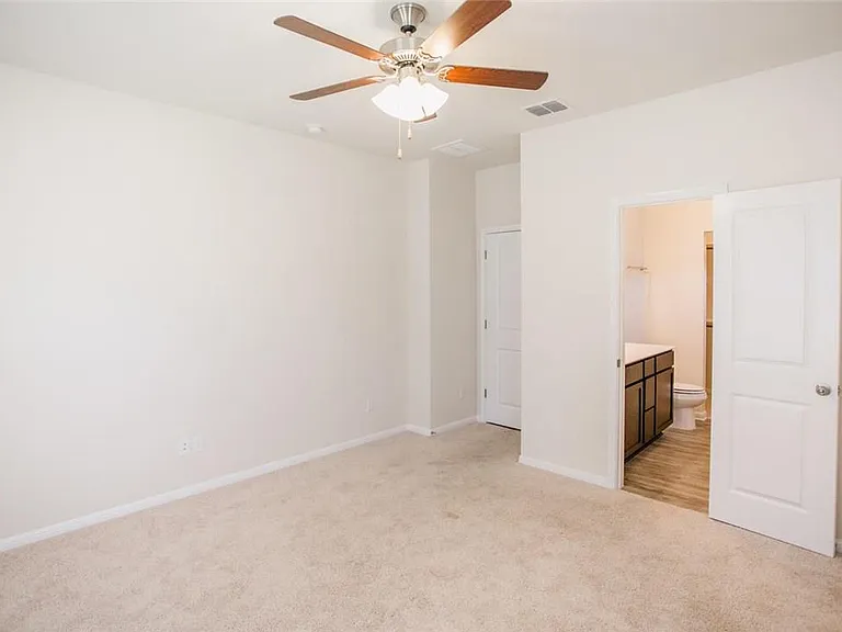 242 Mossycup Dr — Photo 19