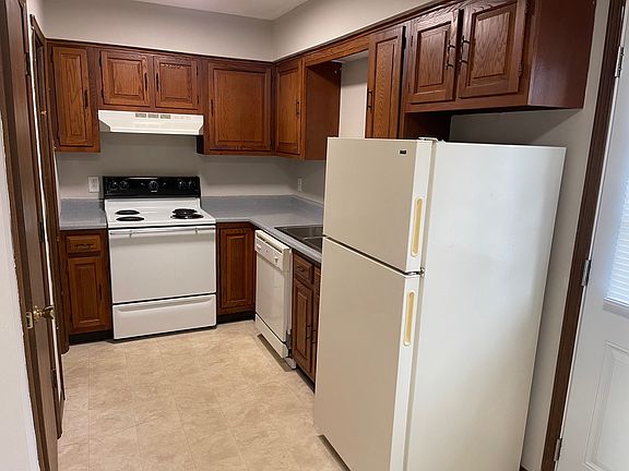 2nd image of 1762 Normandy Dr APT 302