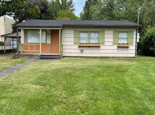 8511 SE Orchard Ln, Happy Valley, OR 97086