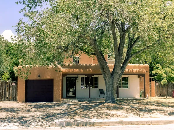 1436 Princeton Dr NE, Albuquerque, NM 87106