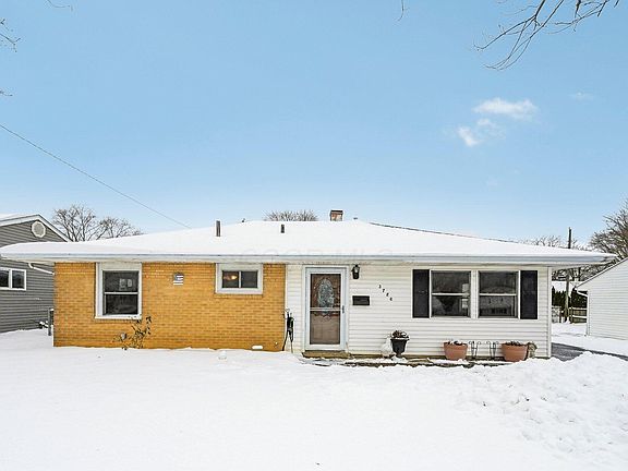 2nd image of 3786 Sheldon Pl