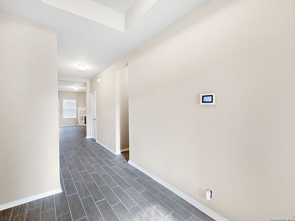 4th image of 13105 Vista Hollow
