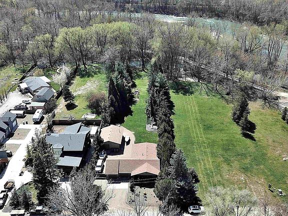 2nd image of 5321 W Wylie Ln