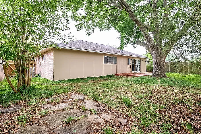 2811 Mayflower Landing Ct — Photo 15
