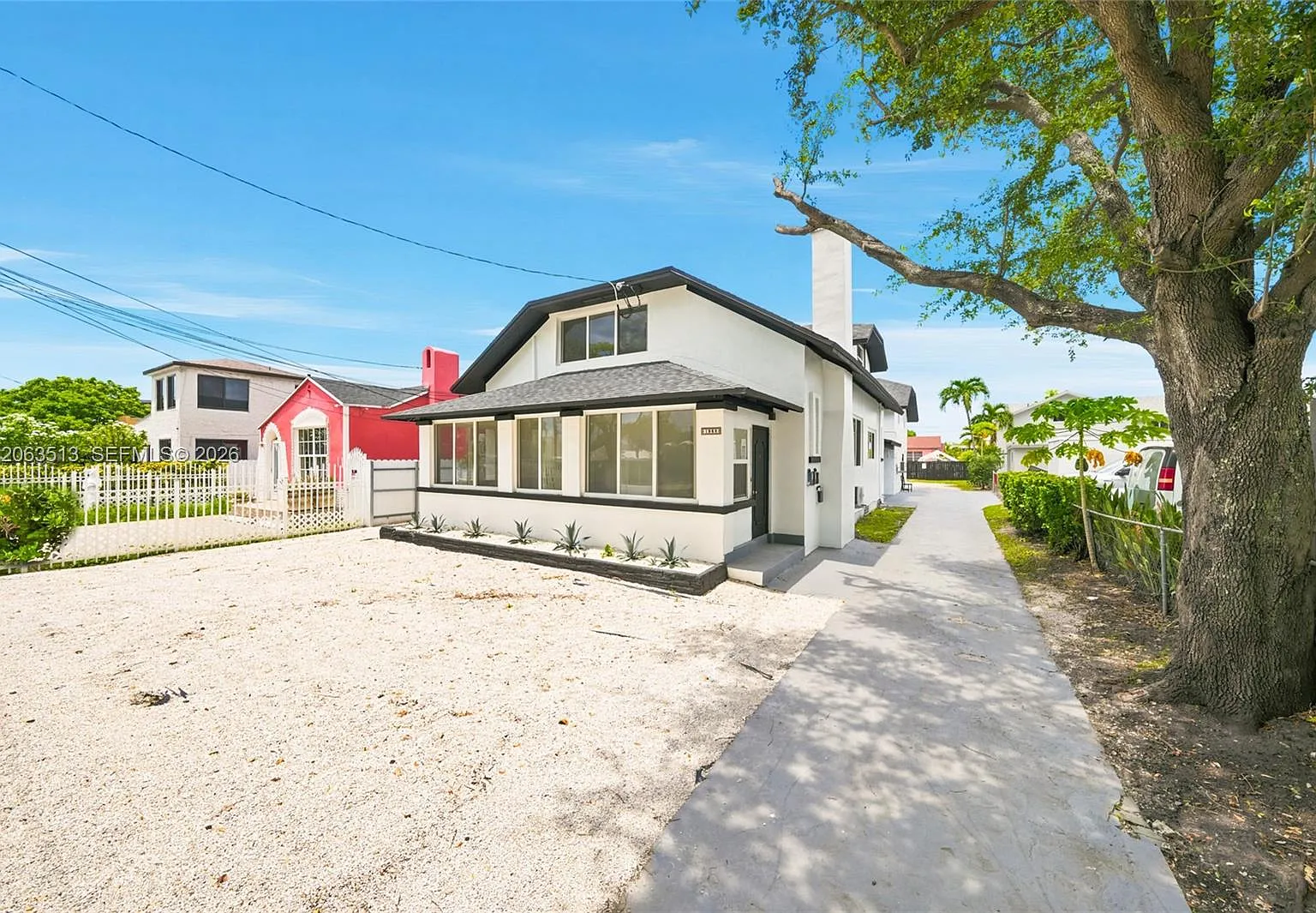 2 bed, $1,795 — Photo 1