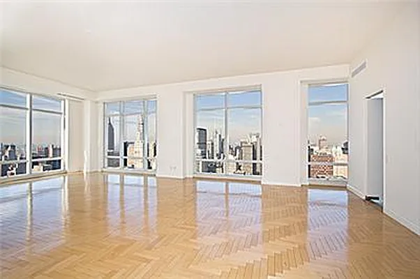 Sold by Trump International Realty | media 4