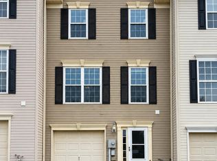 266 Country Ridge Dr, Red Lion, PA 17356