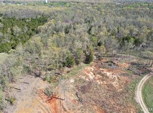 1 Honeysuckle Trails, Mineral Point, MO 63660