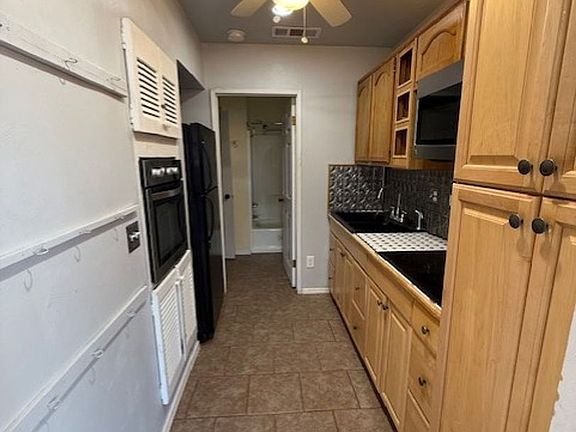2nd image of 108 N 12th St Unit A