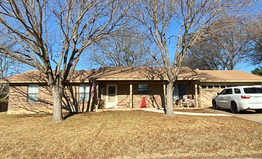 1st image of 1202 Spanish Moss Dr
