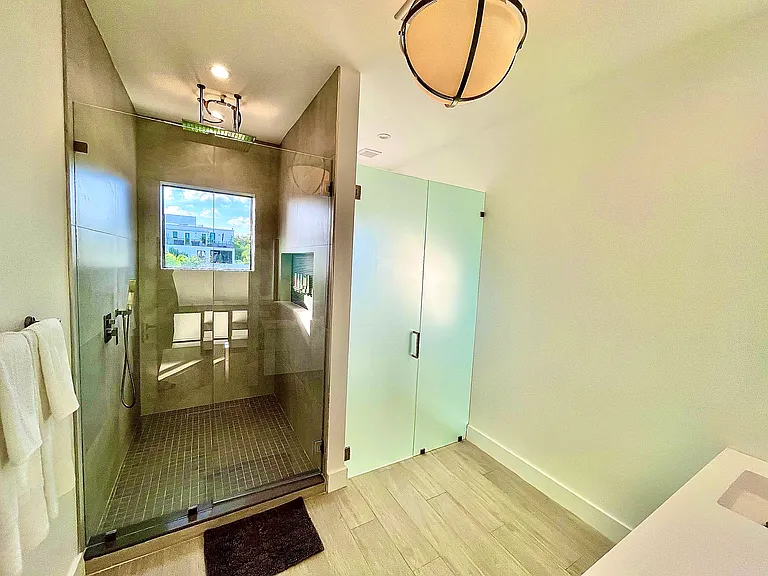 603 NE 16th Ave #A — Photo 11