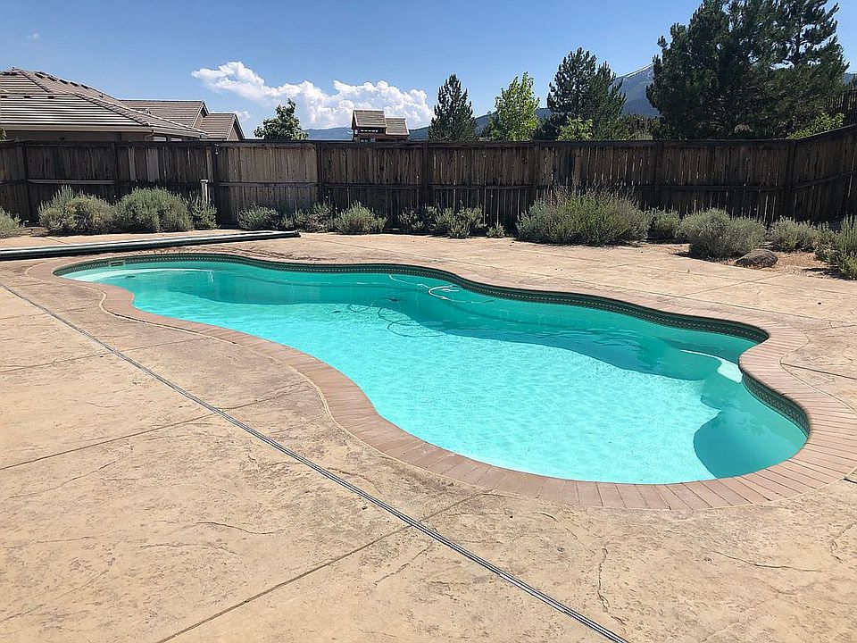 2nd image of 14825 Corsica Ct