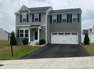 3255 Pebble Run Dr, Dover, PA 17315