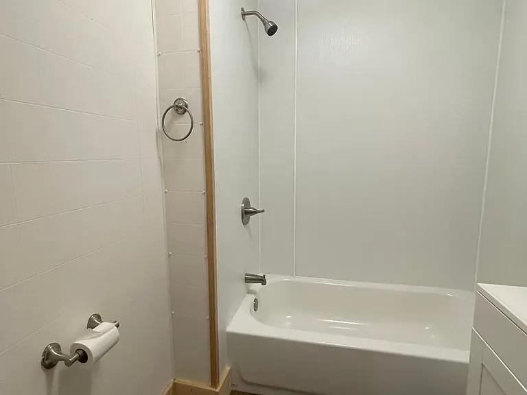 555 Hopewell Rd — Photo 15