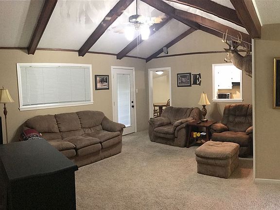 3rd image of 164 Belaire Dr