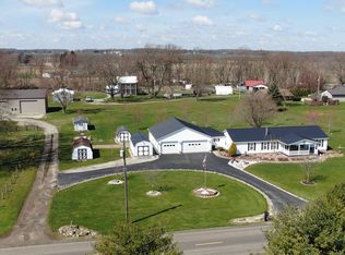 1100 N Carr Rd, Orrville, OH 44667