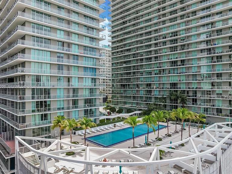 79 SW 12th St #2306 — Photo 33
